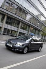 Toyota Avensis Wagon 2003 года